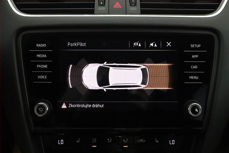 Škoda Octavia (2019) Style 2.0 TDI, 4X4, Automat - fotka 12 z 20