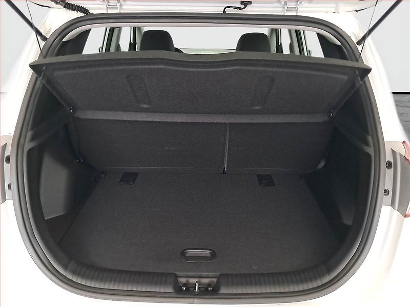 Hyundai ix20 (2018) 1.4 CVVT, ČR,1.maj - fotka 13 z 15