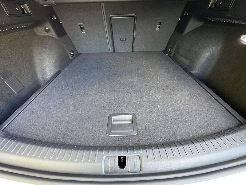 Seat Leon (2021) FR 1.5TSI/110kW *LED *KOMBI - fotka 37 z 47