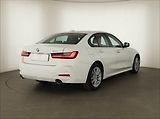 BMW Řada 3 (2024) 318 i - náhled 4