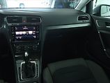 Volkswagen Golf (2017) Highline 2.0 TDI, Automat - náhled 8