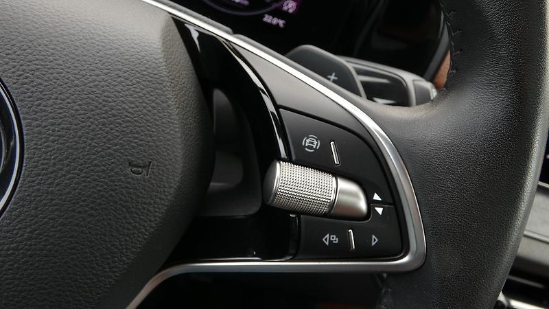 Škoda Kodiaq 2,0 TDi Selection 142 kW 4x4 D - fotka 13 z 31
