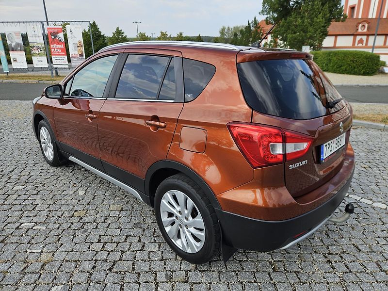 Suzuki SX4 S-Cross (2018) MOŽNÉ SPLÁTKY I PROTIÚČET  - fotka 9 z 24
