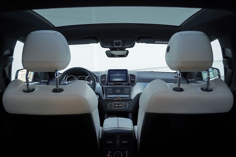 Mercedes-Benz GLE 63S AMG 4M - fotka 34 z 50