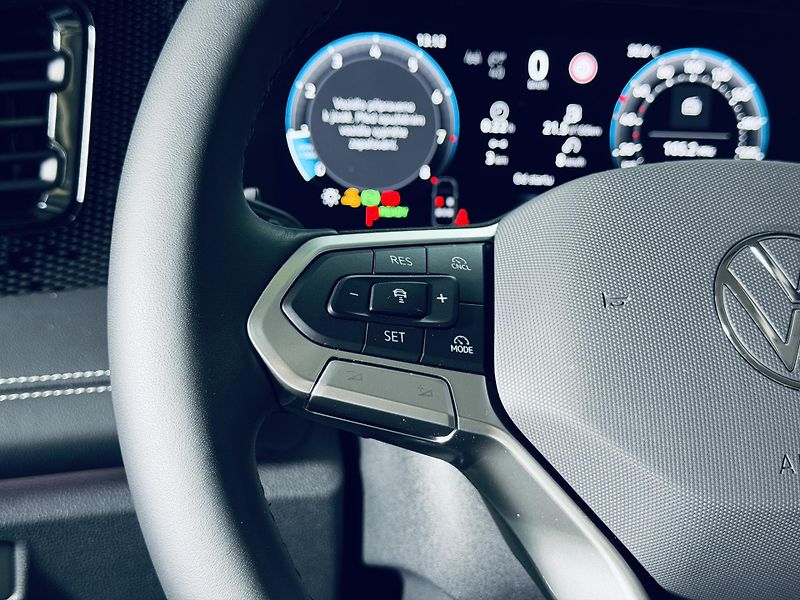 Volkswagen Tiguan (2025) *GOAL*LED*TAŽ*ACC* - fotka 15 z 35
