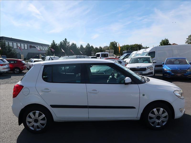 Škoda Fabia 1,2 i,NovéČR,Elegance,aut.klim - fotka 5 z 21