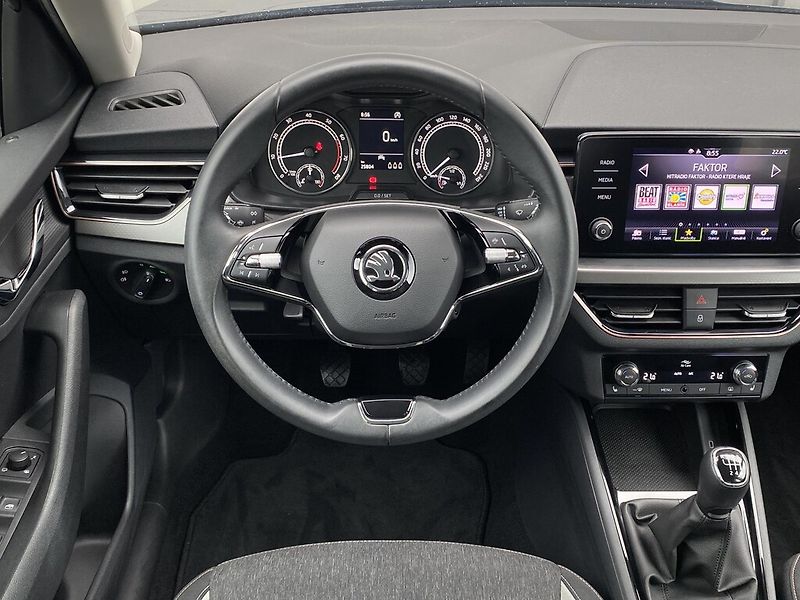 Škoda Kamiq 1.0 TSI 81 kW Style - fotka 8 z 26