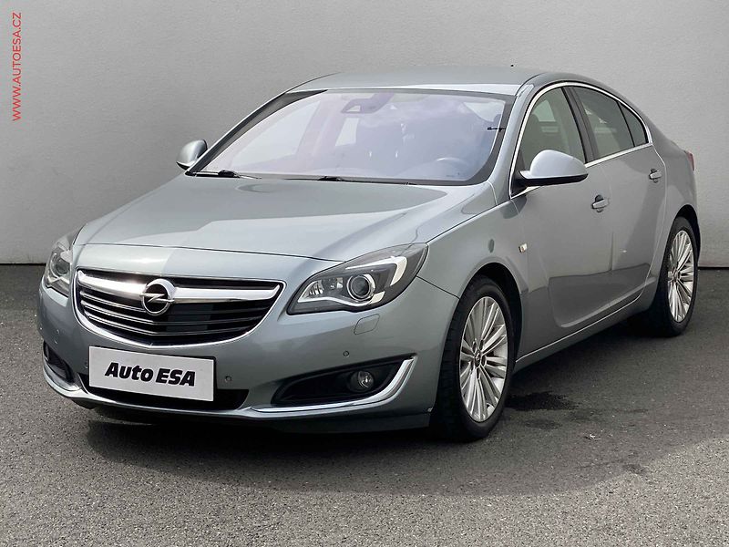 Opel Insignia (2015) 2.0 CDTi, ČR, Bixen, navi - fotka 3 z 18