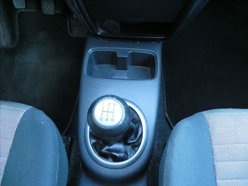 Suzuki SX4 1,5 73kW GLX,2x kola,závěs,kli - fotka 29 z 39