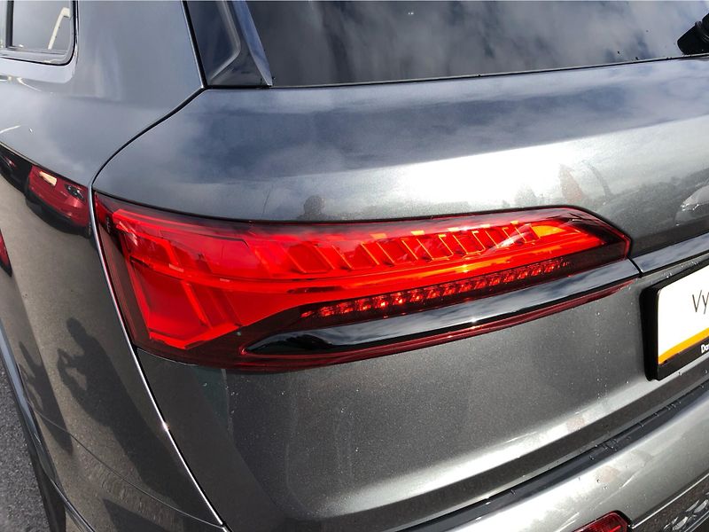 Audi Q7 50 TDI Quattro - fotka 26 z 30