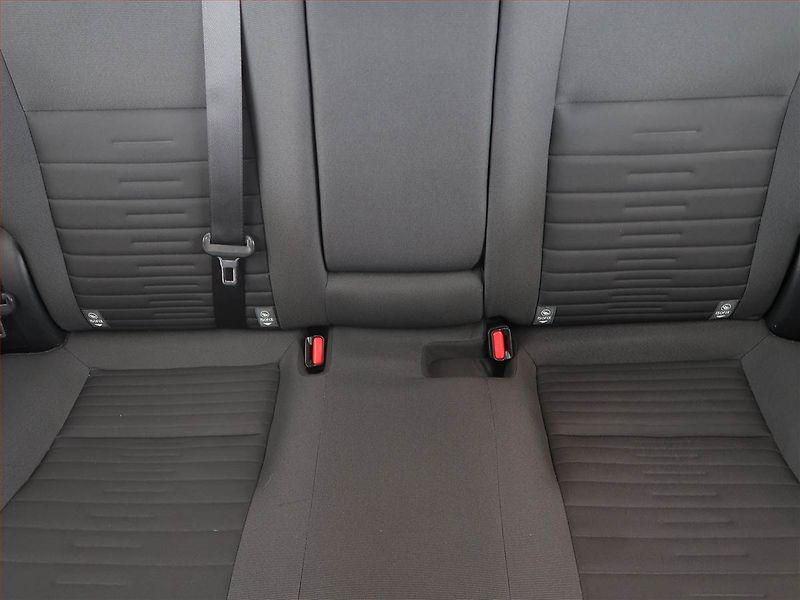 Toyota Auris (2016) Hybrid, Automat, Tempomat - fotka 10 z 21