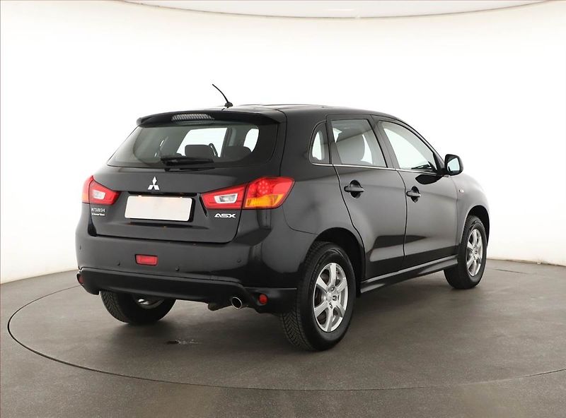 Mitsubishi ASX (2016) Invite 1.6 MIVEC, Serv.kniha - fotka 5 z 14