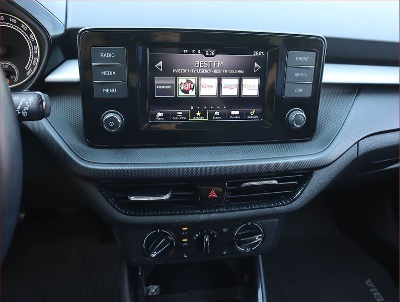 Škoda Fabia (2022) 1.0 TSI, Tempomat - fotka 12 z 20