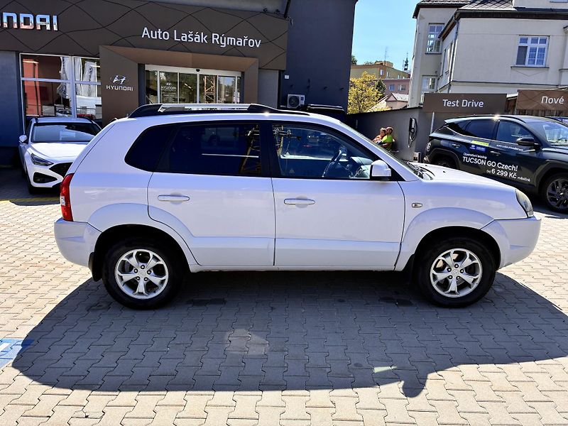 Hyundai Tucson 2.0i 104kW DIGI.KLIMA          - fotka 8 z 22