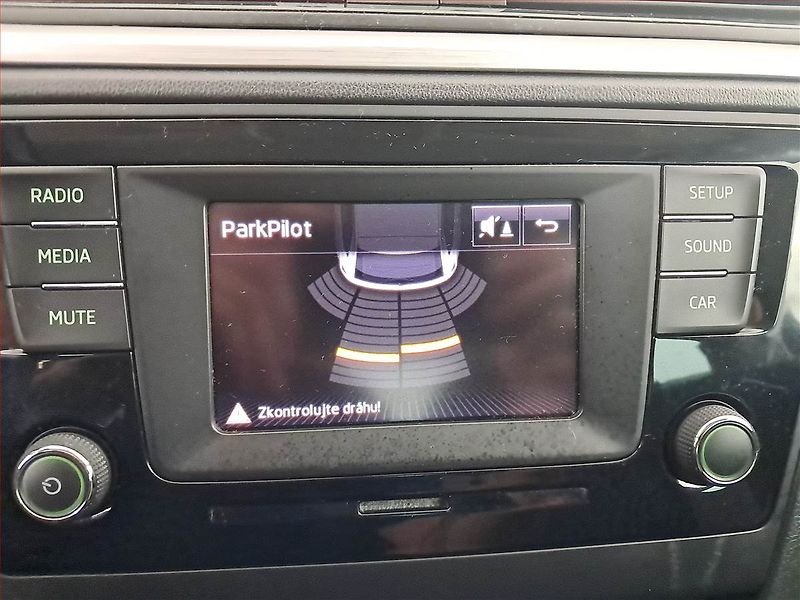 Škoda Rapid (2016) Spaceback 1.2 TSI - fotka 19 z 19