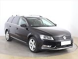 Volkswagen Passat (2011) 2.0 TDI, 4X4, Automat, Navi - náhled 1