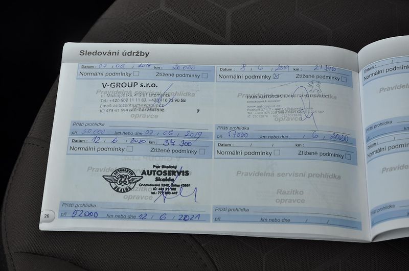 Peugeot 2008 1.6VTi 88kW - fotka 18 z 18