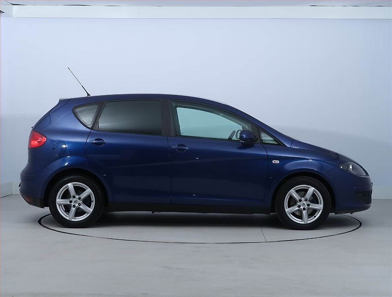 Seat Altea (2004) 1.6, po STK, CZ doklady - fotka 6 z 15