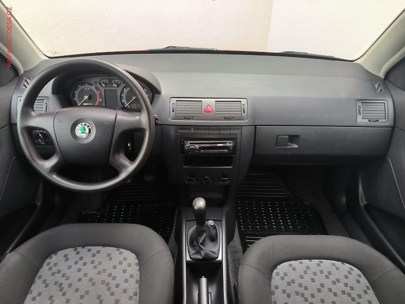 Škoda Fabia (2006) 1.2HTP, ČR, AC, tažné - fotka 8 z 14