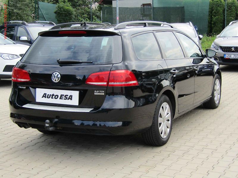 Volkswagen Passat (2014) 2.0TDi, servis.kniha - fotka 4 z 16