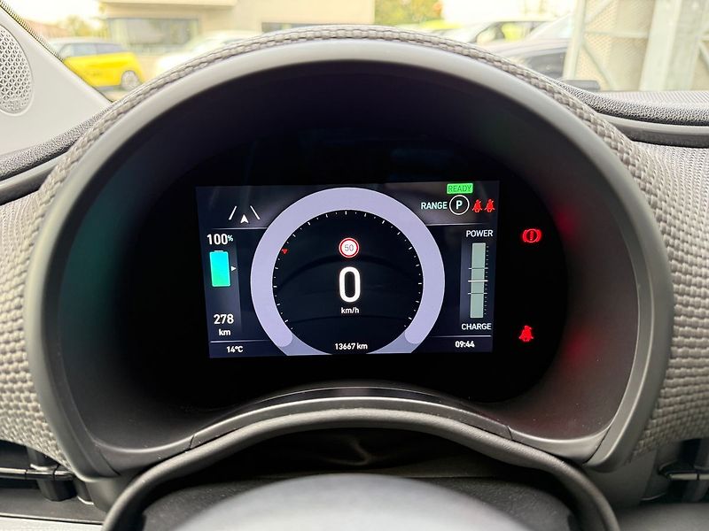 Fiat 500 LaPrima 42kWh JBL - fotka 14 z 34