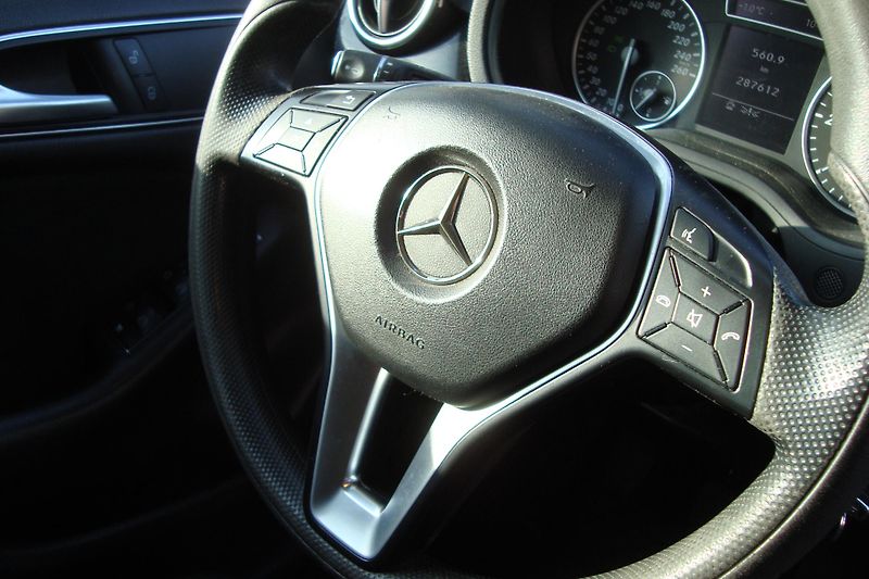 Mercedes-Benz Třídy B (2012) 180 CDi - fotka 56 z 81