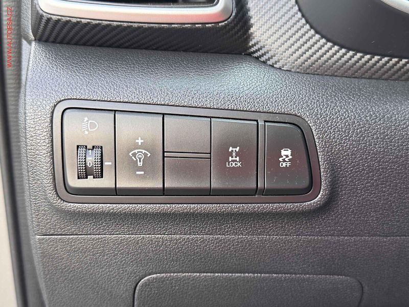 Hyundai Tucson (2018) 1.6 T-GDi 4x4, 2.maj,ČR - fotka 16 z 18