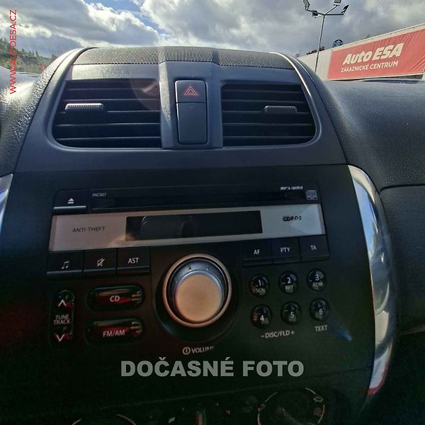 Suzuki SX4 (2011) 1.6i 4x4, 1.maj,ČR, AC - fotka 16 z 17