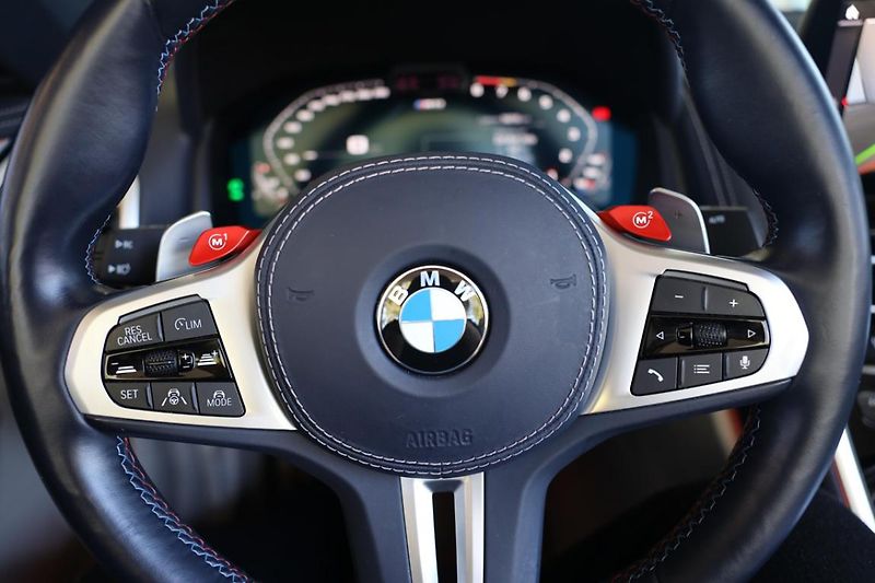 BMW M8 Cabrio - fotka 33 z 33