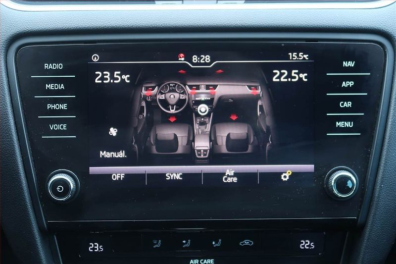 Škoda Octavia (2018) 1.6 TDI, Automat, Navi - fotka 17 z 24
