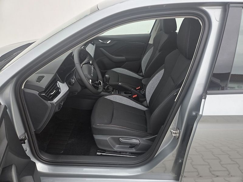 Škoda Scala Classic 1,0TSI 85kW - fotka 7 z 13