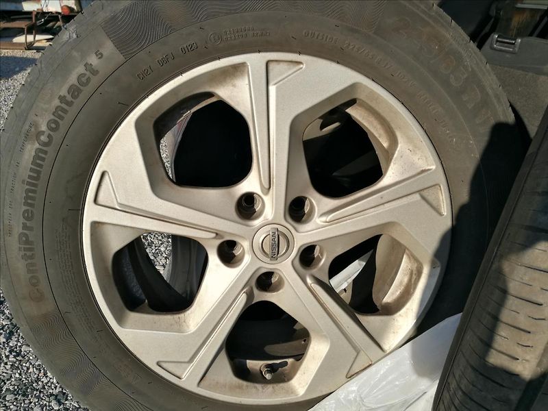 Nissan X-Trail 1,6 dCi 4x4 1.majitel - fotka 20 z 24