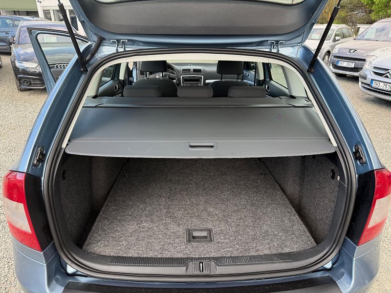 Škoda Octavia 1.4 TSI DIGIKLIMA TEMPOMAT - fotka 12 z 13