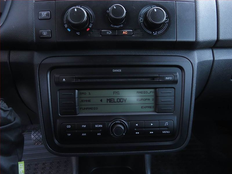 Škoda Fabia (2008) Sport 1.6 16V, Automat - fotka 16 z 19