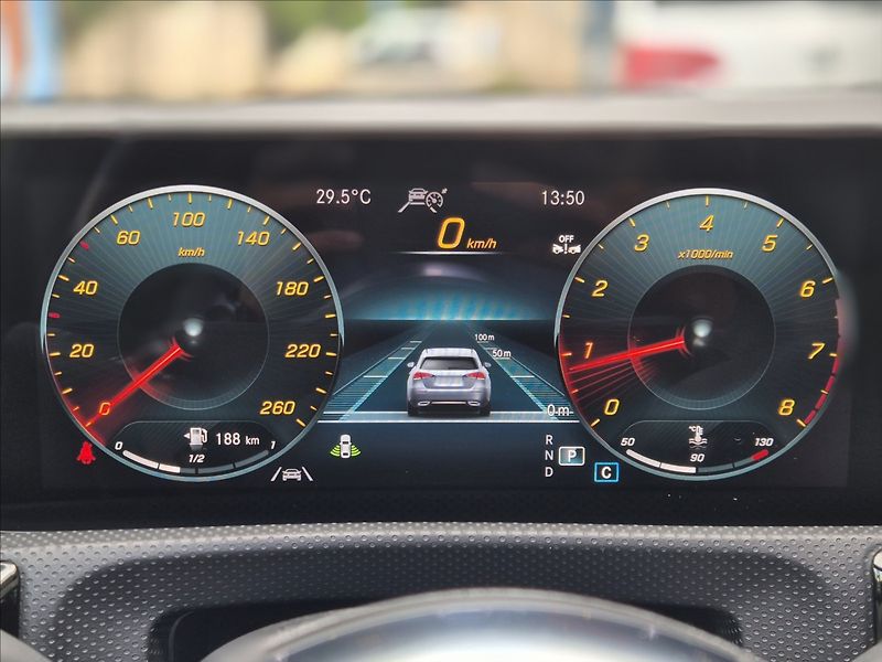 Mercedes-Benz CLA 200 SB*ČR*AMG*LED*KAM*PANO - fotka 32 z 42