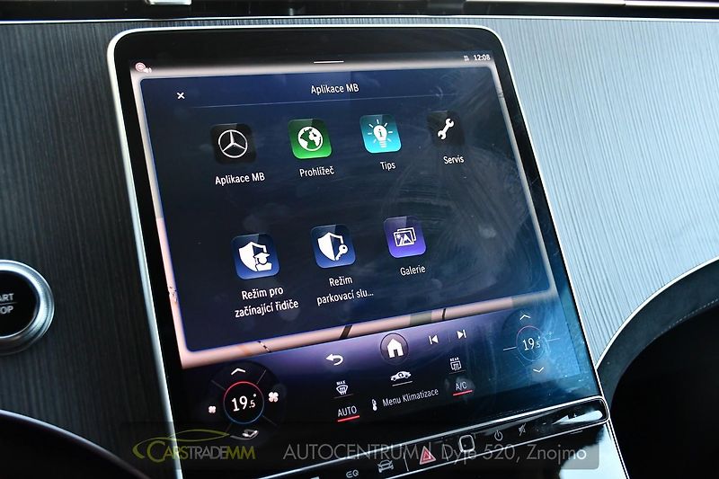 Mercedes-Benz EQE SUV 350 AMG 4MATIC - fotka 37 z 45
