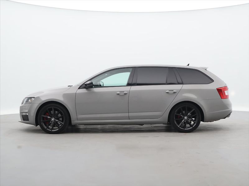 Škoda Octavia RS 2.0 TSI 162kW CZ Aut.klima - fotka 4 z 32