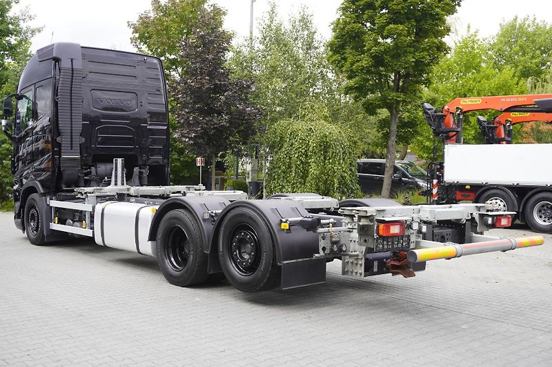 Volvo FH (2023) 500 6x2 / 180 tho. km / BDF - fotka 3 z 24