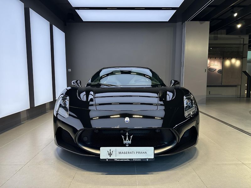 Maserati MC20 (2023) Cielo 630HP  - fotka 2 z 29