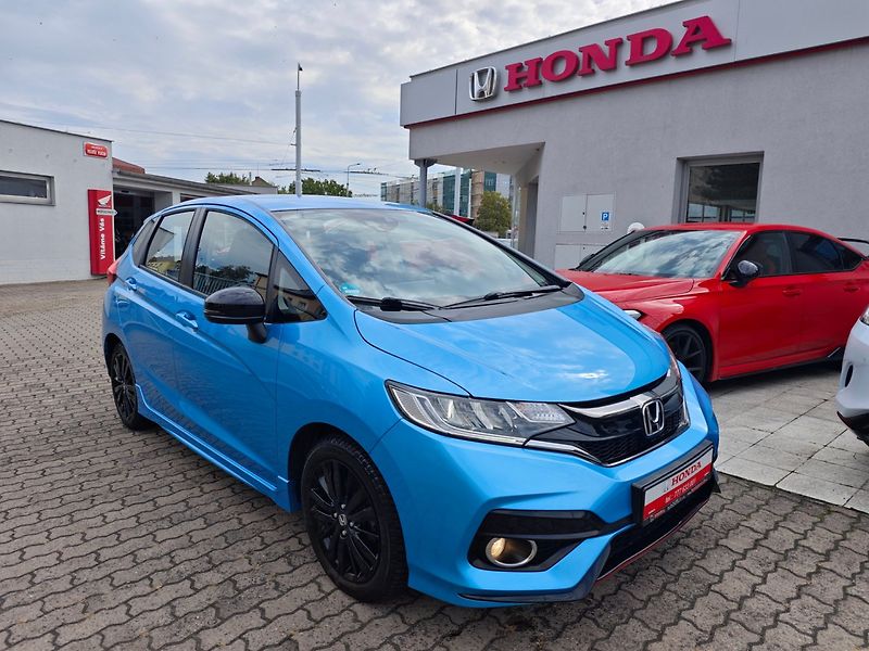 Honda Jazz (2018) 1.5 i-VTEC Dynamic Kamera 96kW - fotka 1 z 44