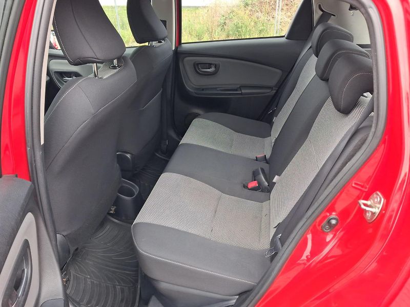 Toyota Yaris 1.5 HSD Trend - fotka 22 z 23