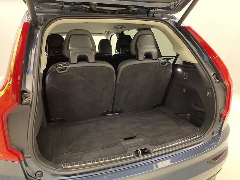 Volvo XC90 B5 AWD DARK PLUS AUT CZ 7m - fotka 35 z 67