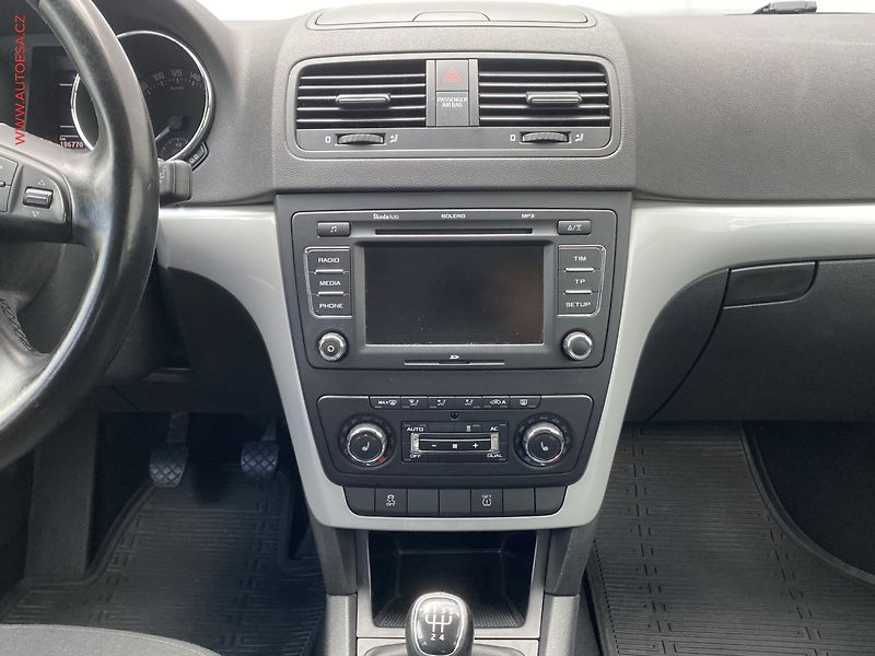 Škoda Yeti (2013) 2.0 TDi, Ambition, TZ - fotka 12 z 17