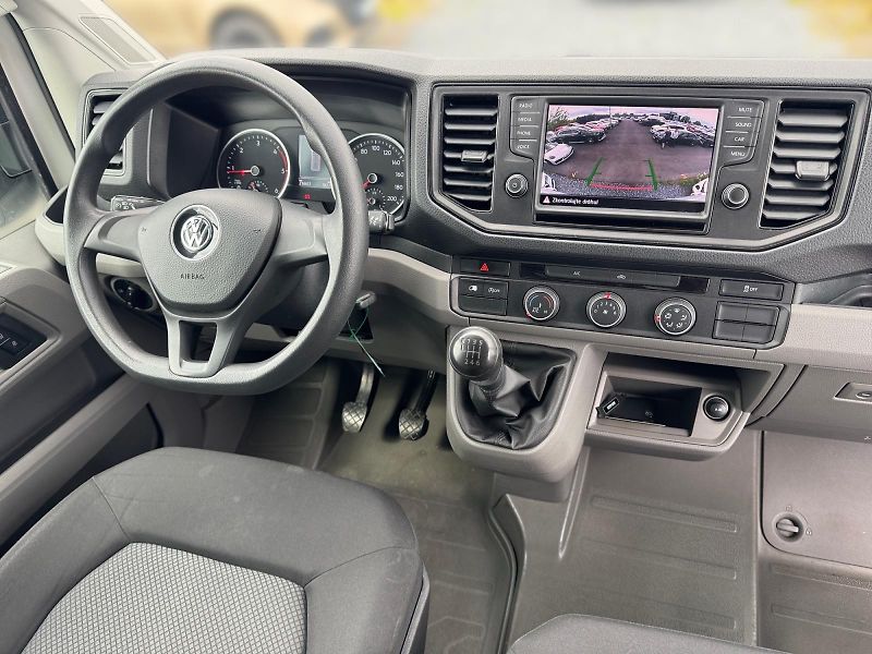 Volkswagen Crafter (2019) L4H3 2.0TDI 103kW CZ DPH - fotka 9 z 11