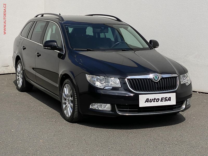 Škoda Superb (2013) 2.0 TDi, Ambition, bixen, TZ - fotka 1 z 18