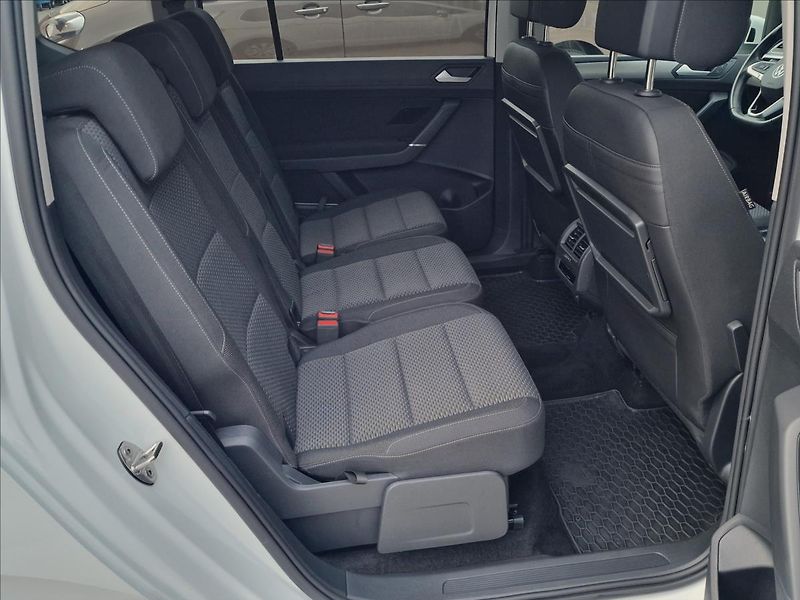 Volkswagen Touran 2.0 TDI Comfortline,ČR,1.Maj. - fotka 15 z 50