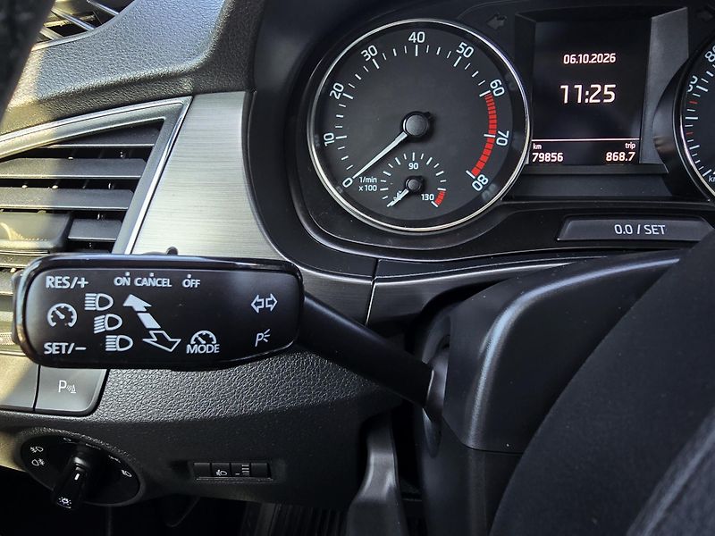 Škoda Fabia 1.2TSI JOY NAVI 1.MajItel - fotka 14 z 26