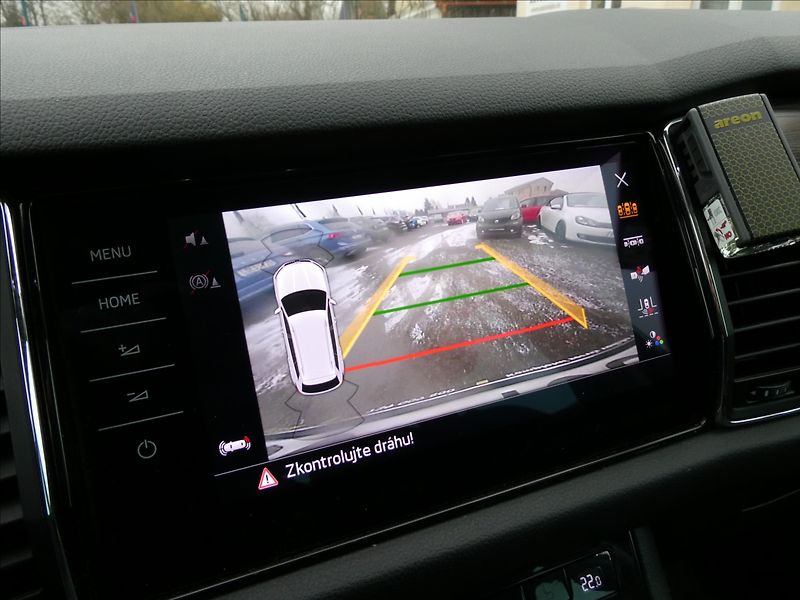 Škoda Kodiaq 2,0 TDi 140kW SCOUT,DSG,závěs - fotka 39 z 50