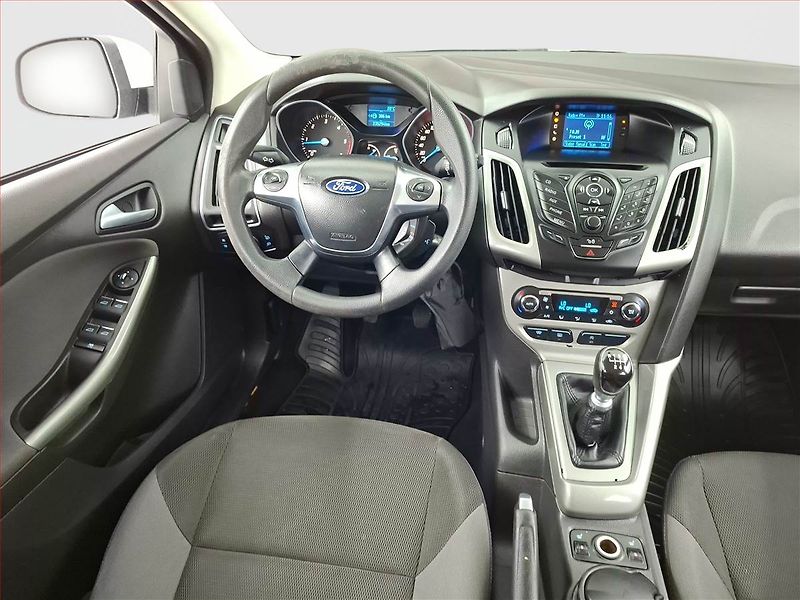 Ford Focus (2011) 1.6 TDCi, po STK, levný provoz - fotka 7 z 14