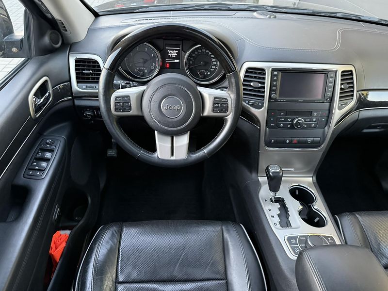 Jeep Grand Cherokee (2012) 3.0CRDi  OVERLAND! 178tKM!! - fotka 15 z 21